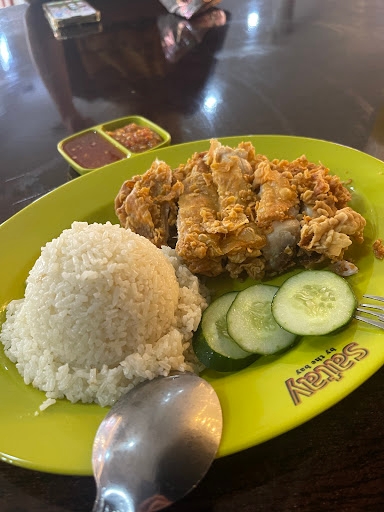 Ooh Fu Thai