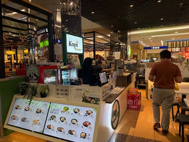 Kopi Korner | Traditional Coffee | Wide Range Of Singapore Local Delights |
