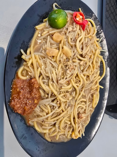 Singapore Fried Hokkien Mee & Seafood