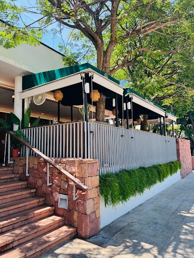 Little Farms Table, Sentosa