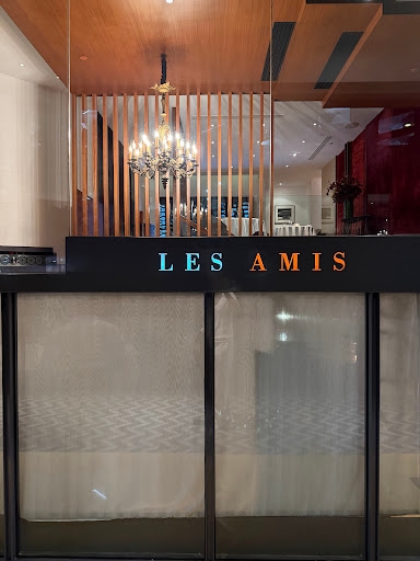 Les Amis