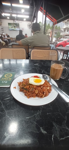Trx's One Bistro